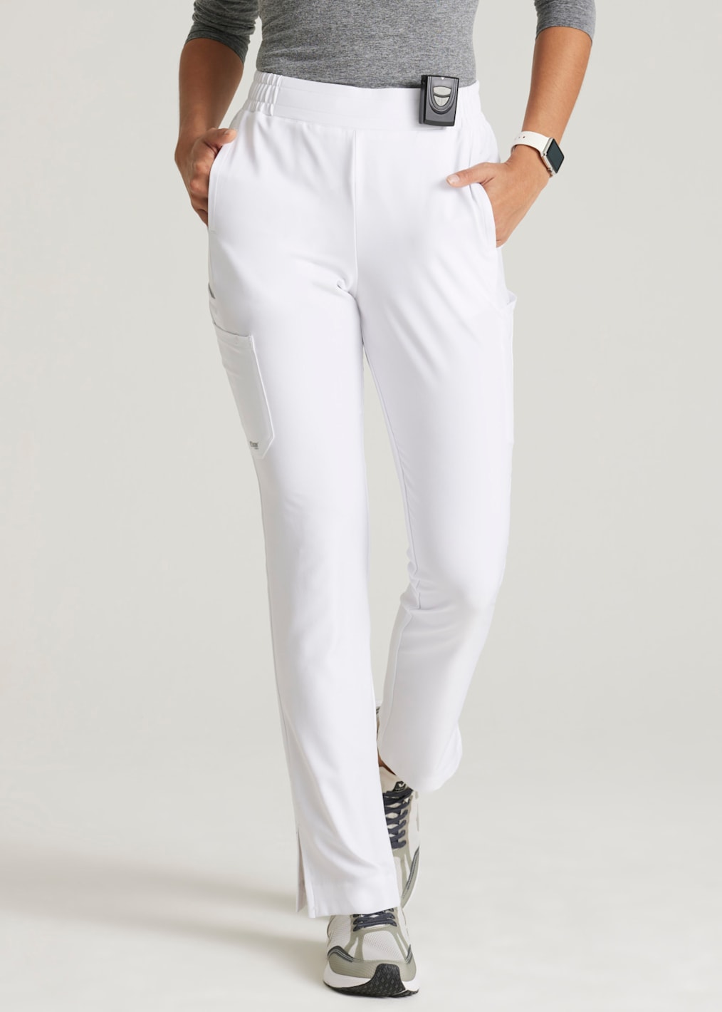 Rhythm 2-Pocket V-Neck Scrub Top