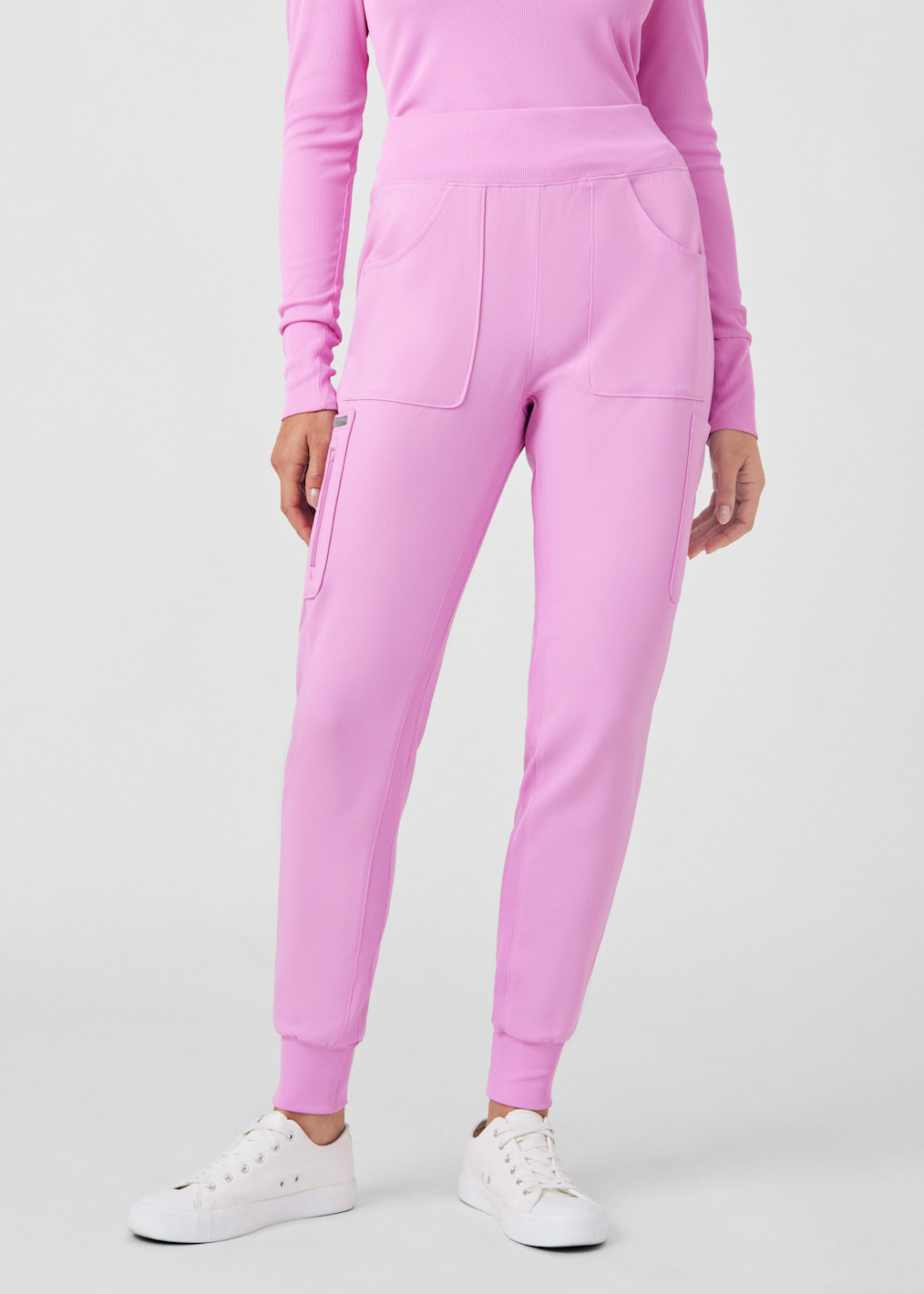2-Pocket V-Neck Tuck-In Top