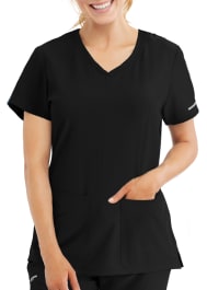 Focus 6 Pocket Crossover V-Neck Top