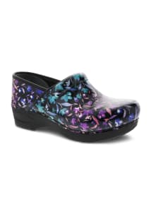 dansko pixie nursing clogs