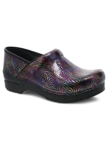 dansko nursing clogs clearance