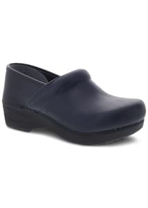 Dansko Nursing Shoes | Scrubs \u0026 Beyond