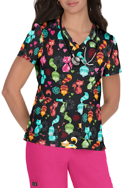 Women's Eve Stay Groovy Print Scrub Top