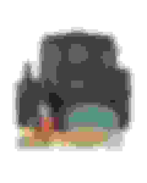 v2-prize-modern-picnic-set Main Image