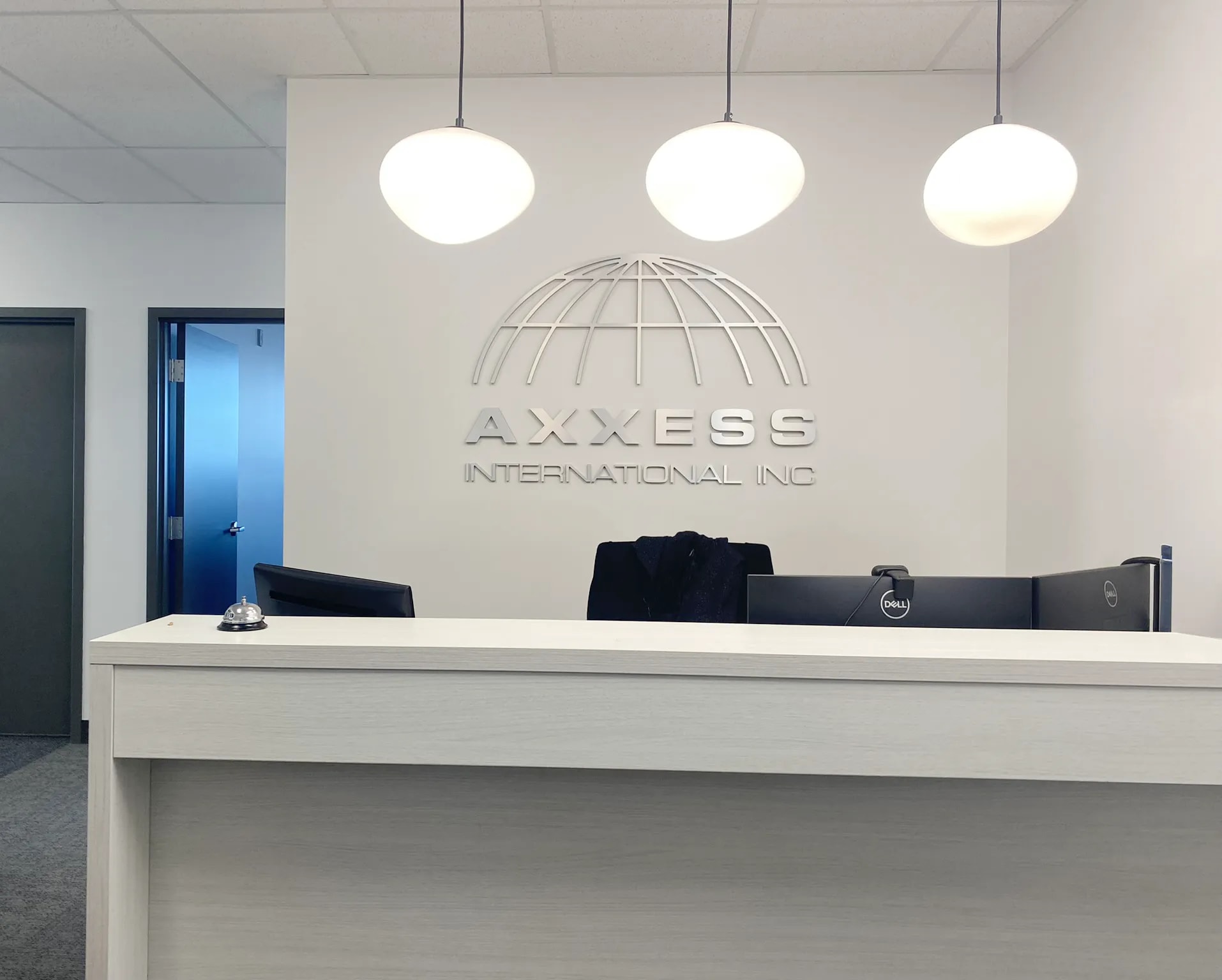 5 Affichage mural — affichage-mural-axxess-international_kc7ycn