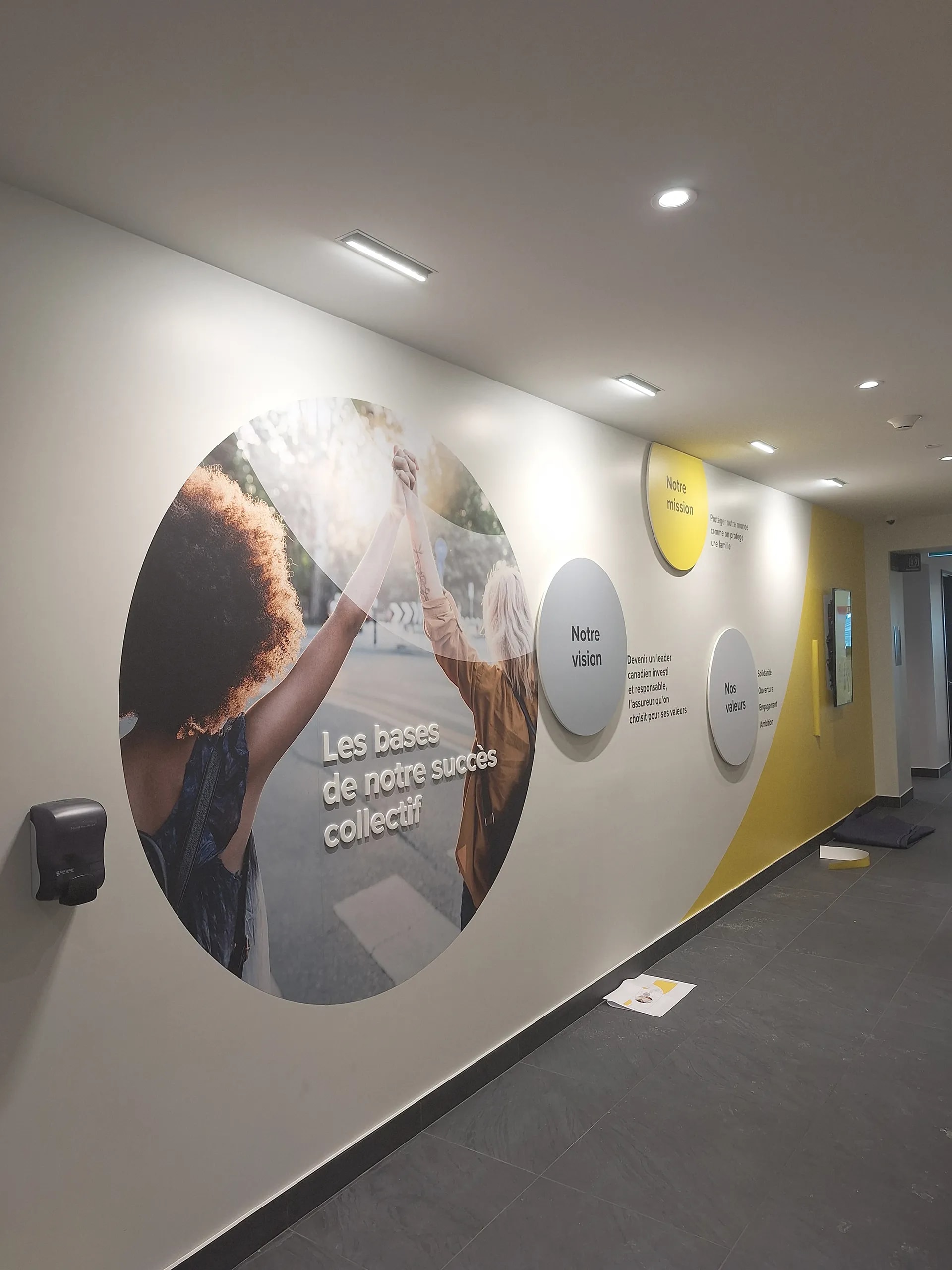 5 Affichage mural — affichage-mural-cercles_cofo87