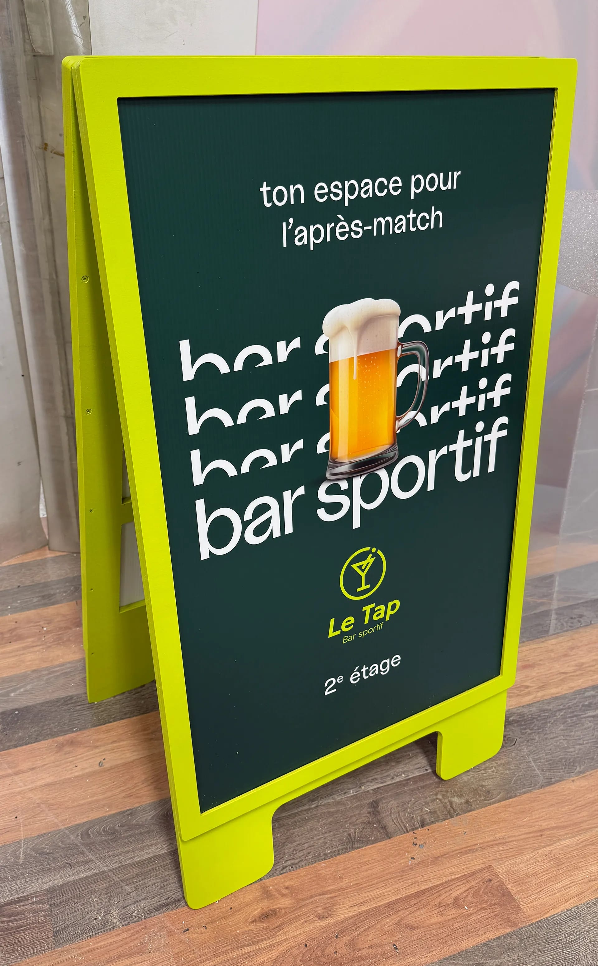 4 Affichage vitrine — affichage-vitrine-bar-le-tap-espace-pickeball_xfn9qf