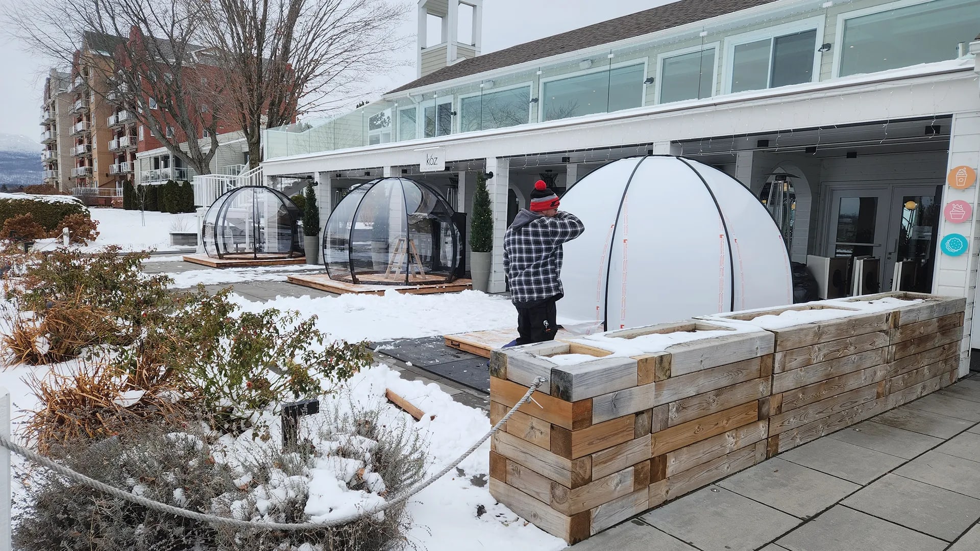 9 Dômes — domes-exterieurs-koz_tztybj