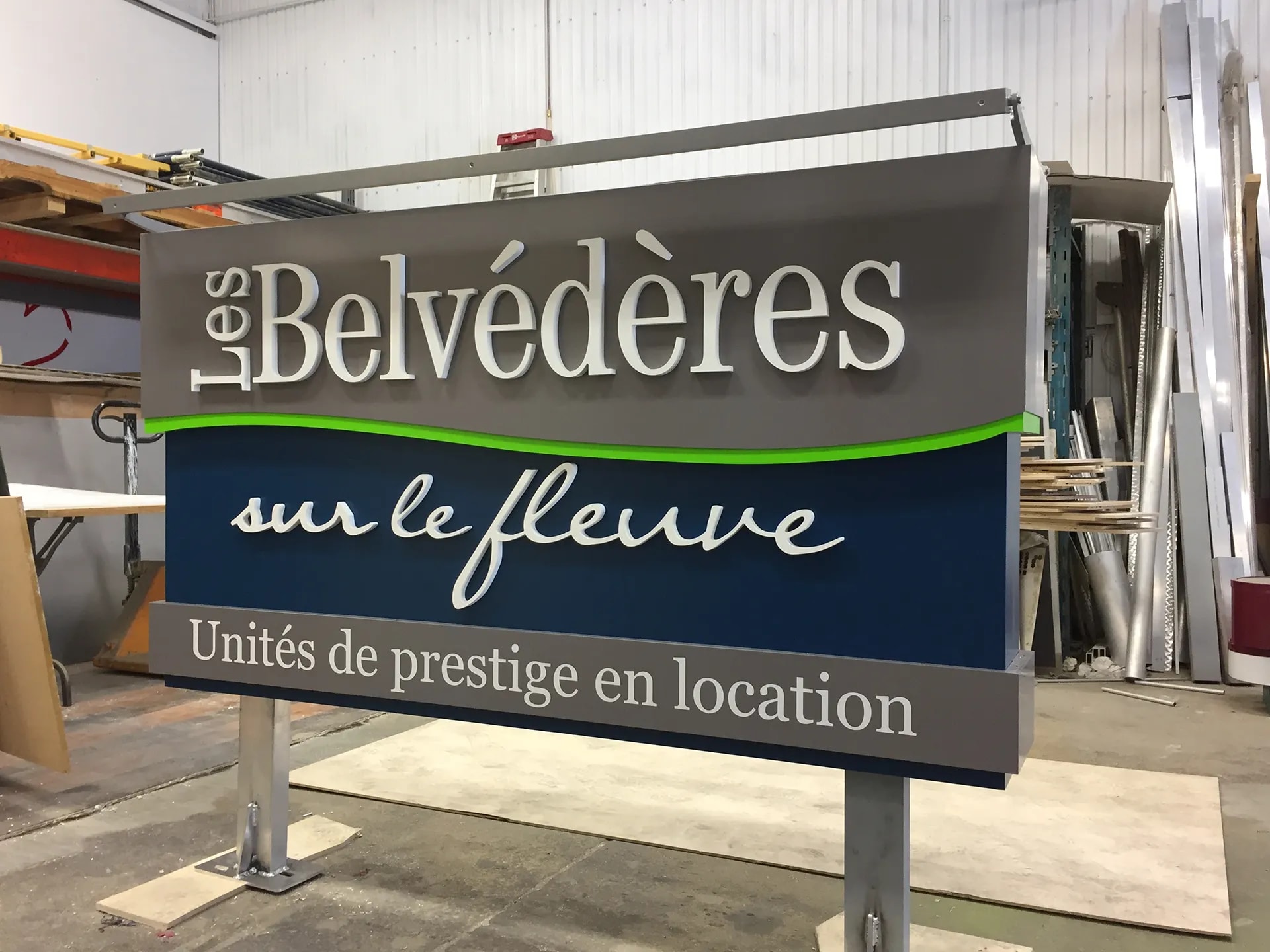 8 Enseigne monument — enseigne-monument-belvedere_mpnxre