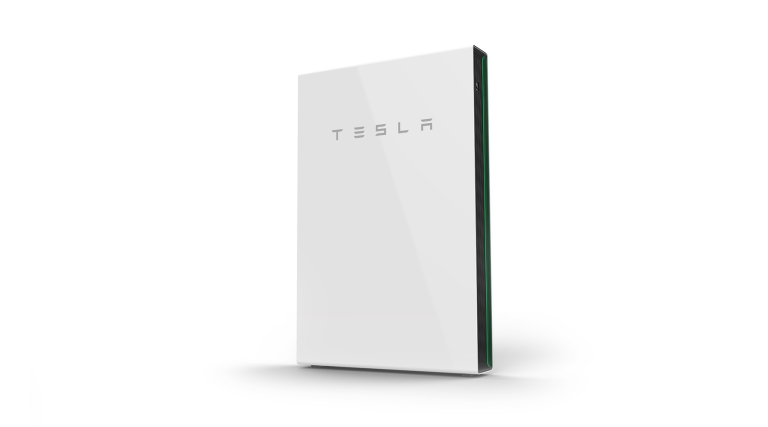 tesla-0-hero_e2pt6g