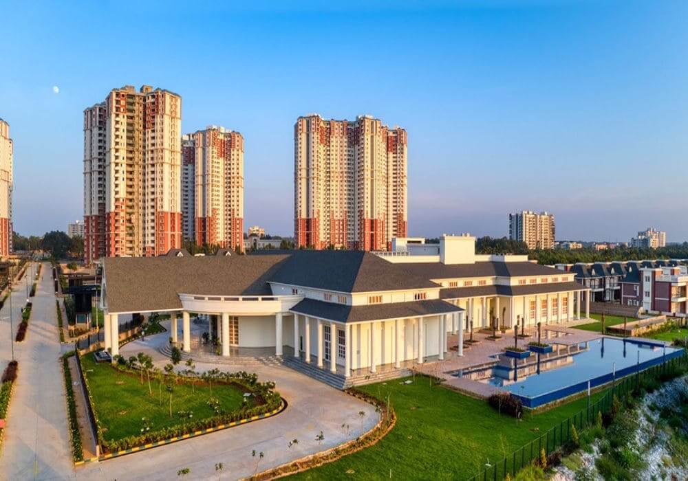 PRESTIGE LAKESIDE HABITAT – property image