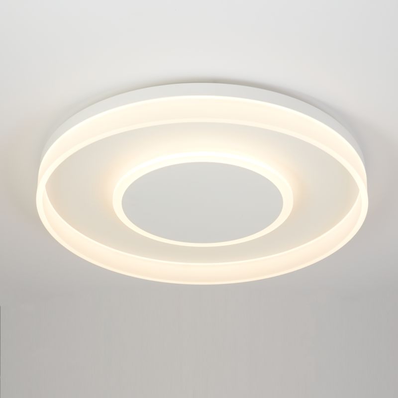 Saturn 40 White