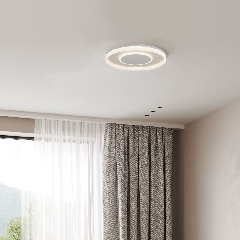 Saturn 40 White
