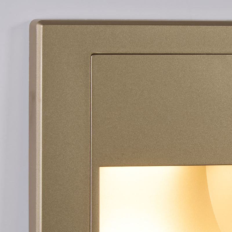 Steplight, Gold