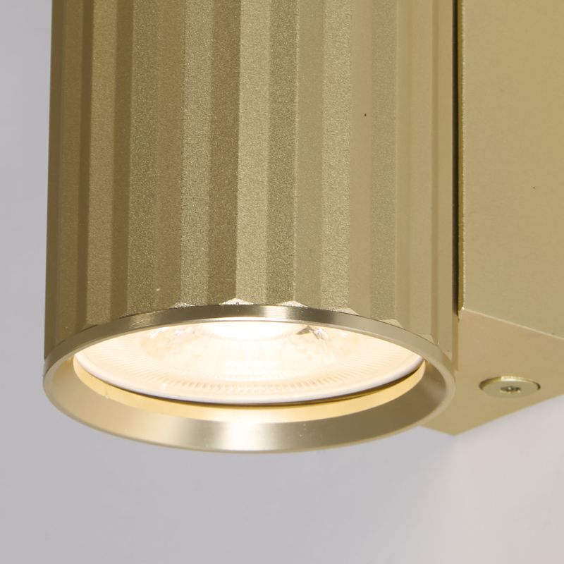 Anna Wall 1, Gold