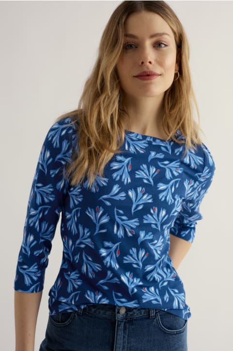 Easel 3/4 Sleeve Top in GOTS-Certified Organic Cotton Jersey Image