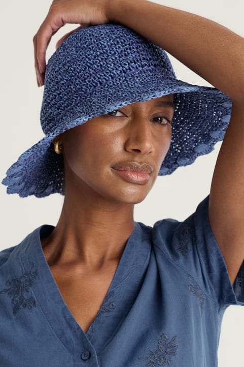 Spirea Woven Sun Hat Model Image