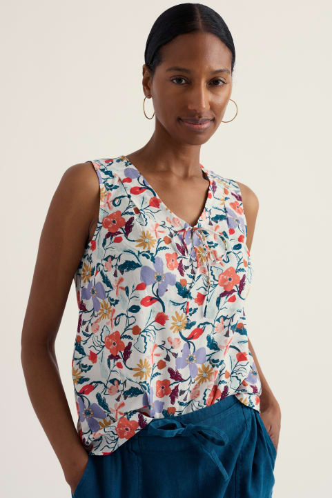 Cobbs Well Sleeveless Top Model Image