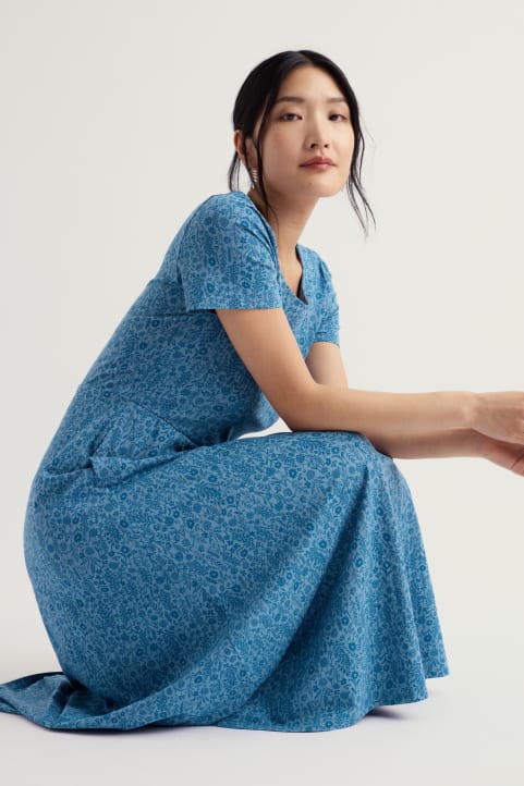 Veronica Short Sleeve Midi Dress in GOTS-Certified Organic Cotton Image