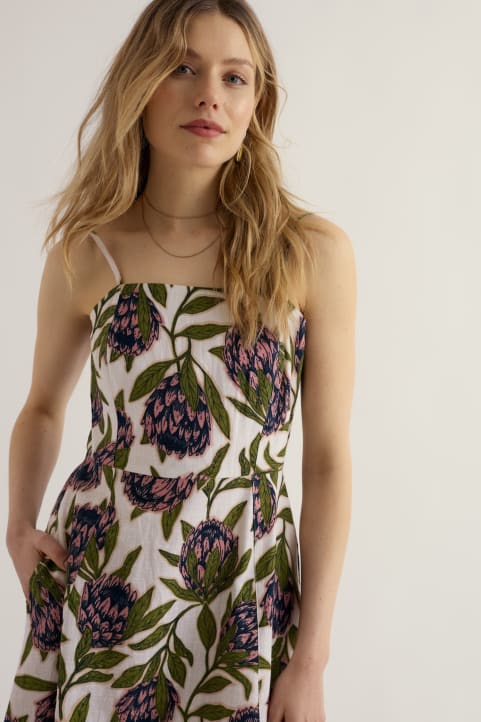 Madern Sleeveless Midi Dress Image