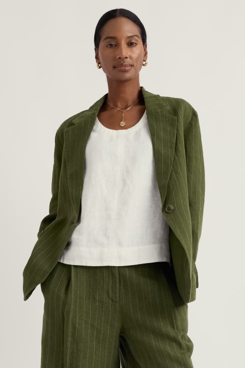 Ambrys Linen Blazer Model Image