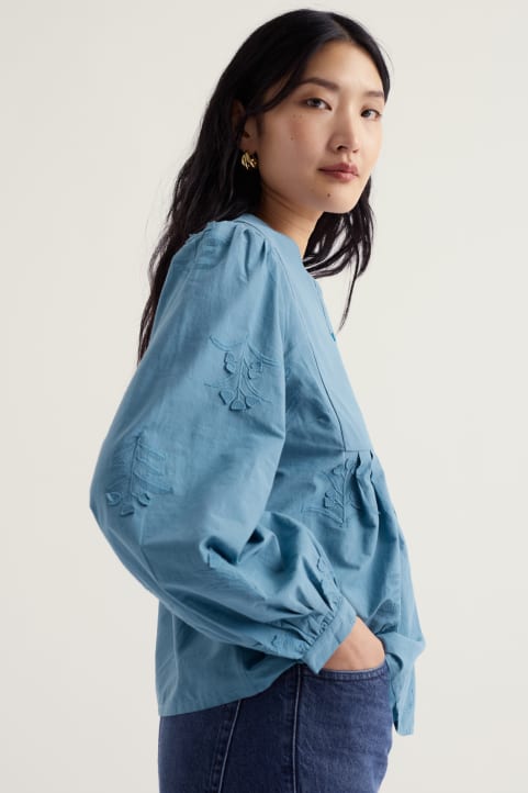 High Woods Embroidered Shirt in GOTS Organic Cotton Image