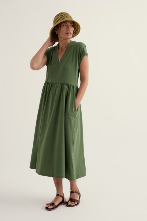 Zinnia Short Sleeve Jersey Midi Dress Image