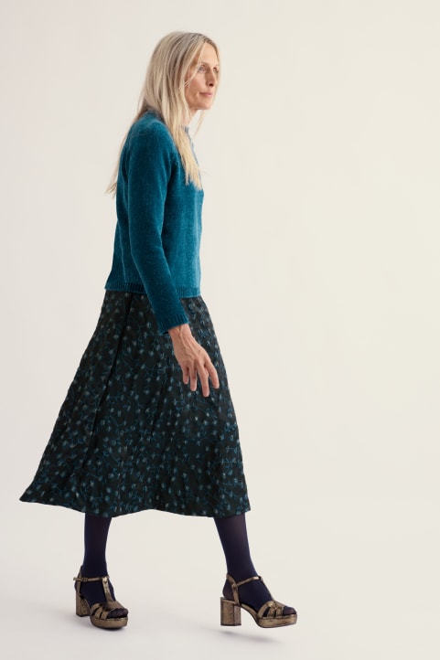 Rose Bell Jacquard Midi Skirt Model Image