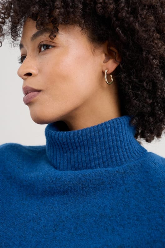 Feroner Half Hoop Gold-Tone Earrings 