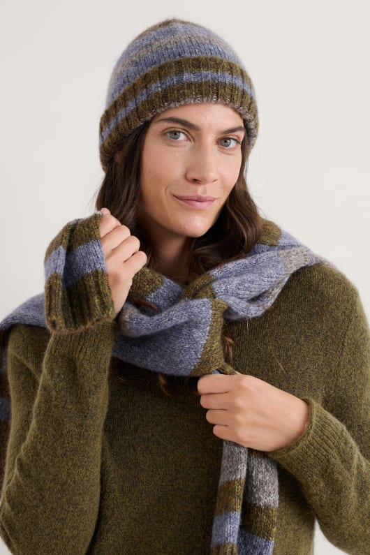 Thrift Bloom Knitted Hat Model Image