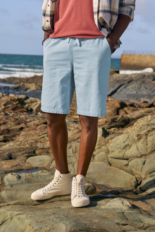 Men's Weaverman Shorts Model Image