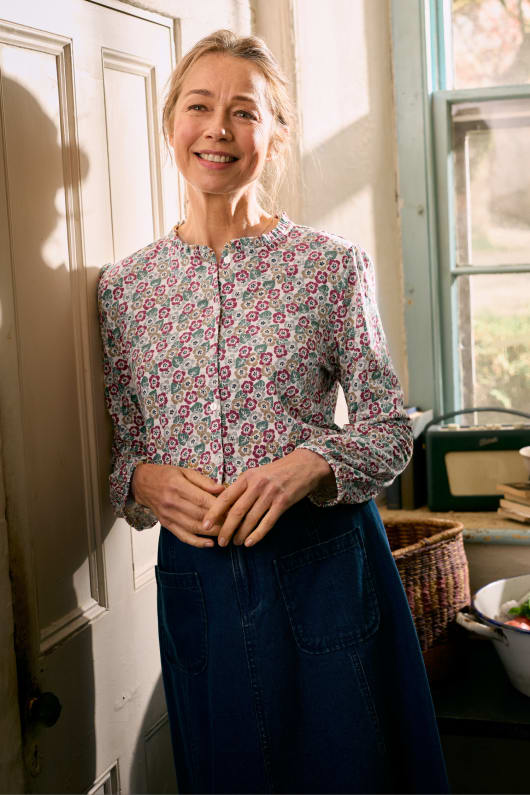 Helford River Jersey Shirt Model Image