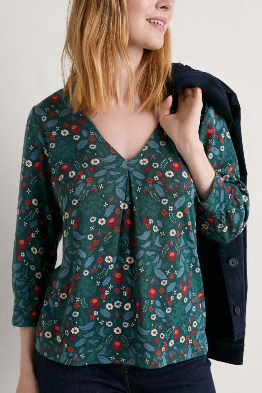 Gilliflower V-Neck Jersey Top Model Image