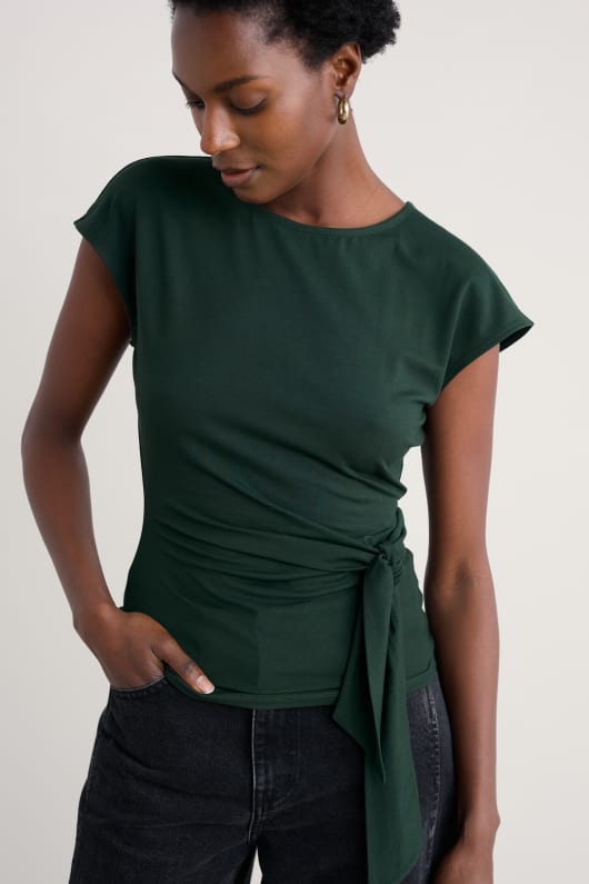 Oak Fern Top with Self-Tie Waist Model Image