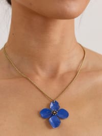 Pollinator Flower Pendant Model Image