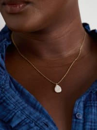 Valency Freshwater Pearl Pendant Necklace Model Image