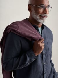 Men's Porlock Linen Shirt Model Image