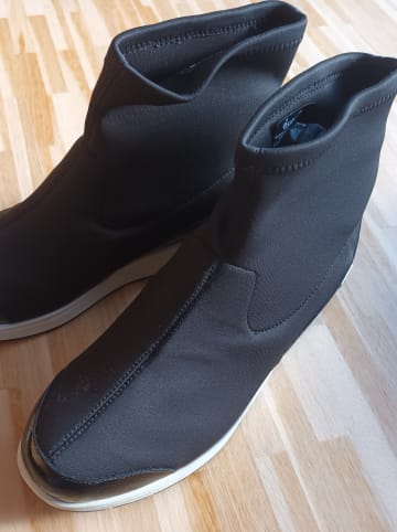 avance shoes Slipper in Schwarz