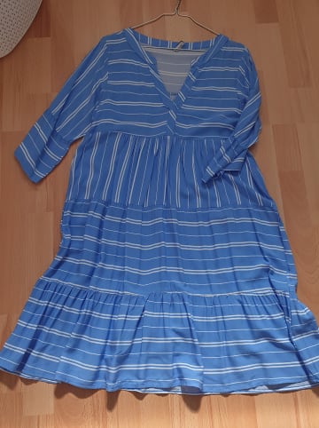Sublevel Kleid in Blau