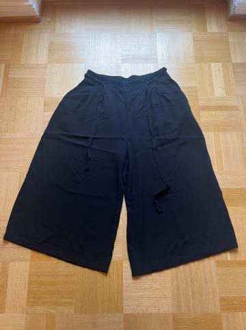 Vila Hose "Vero" in Schwarz