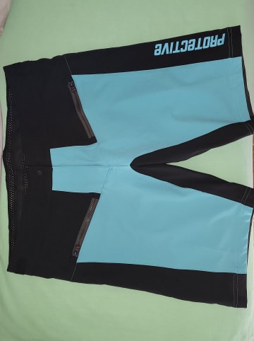 Protective Fahrradshorts "Up Jump" in Hellblau/ Anthrazit