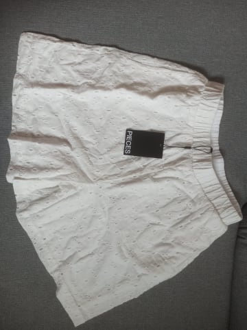 Pieces Shorts in Weiß