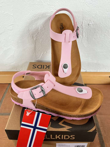 Trollkids Zehensandalen "Alesund" in Rosa