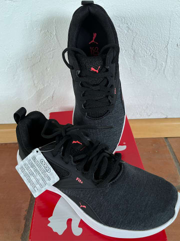 Puma Sneakers in Schwarz