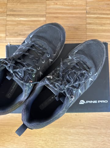 Alpine Pro Trekkingschuhe in Schwarz