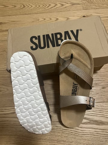 Sunbay Zehentrenner "Tulipe" in Taupe