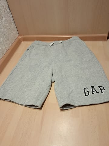 GAP 2er-Set: Sweatshorts in Schwarz/ Hellgrau