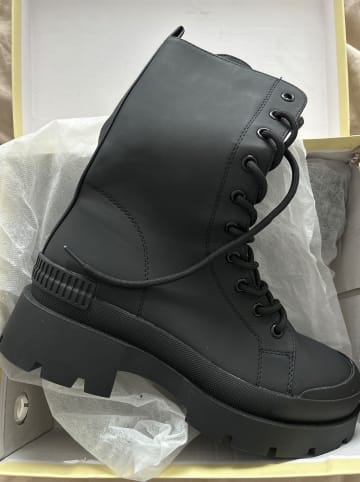 Sixth Sens Boots in Schwarz