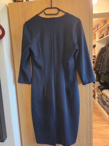 Nife Kleid in Dunkelblau