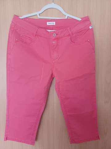 Timezone Caprihose "Salome" in Rot